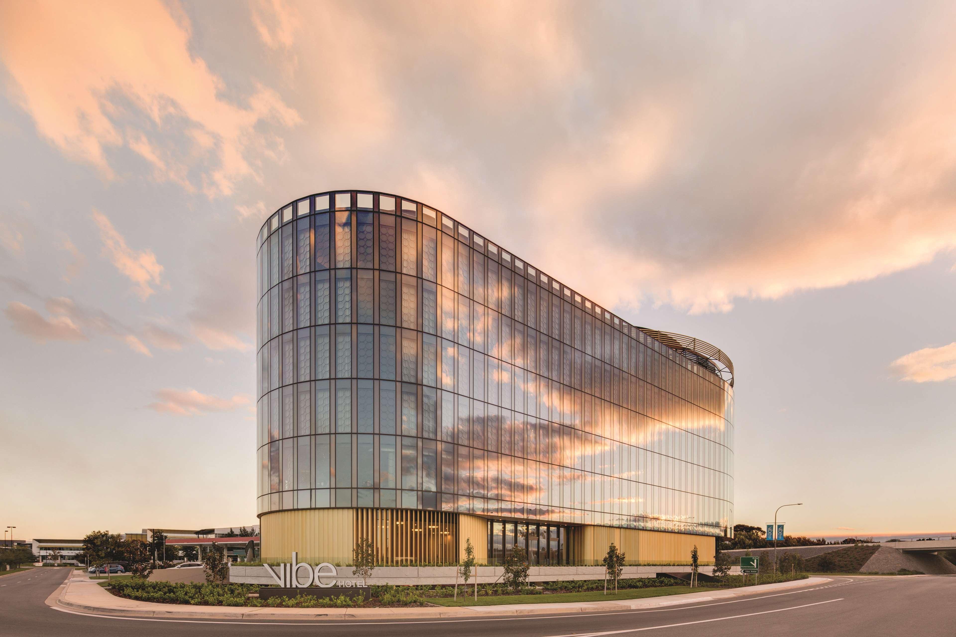 Vibe Hotel Canberra Exterior foto