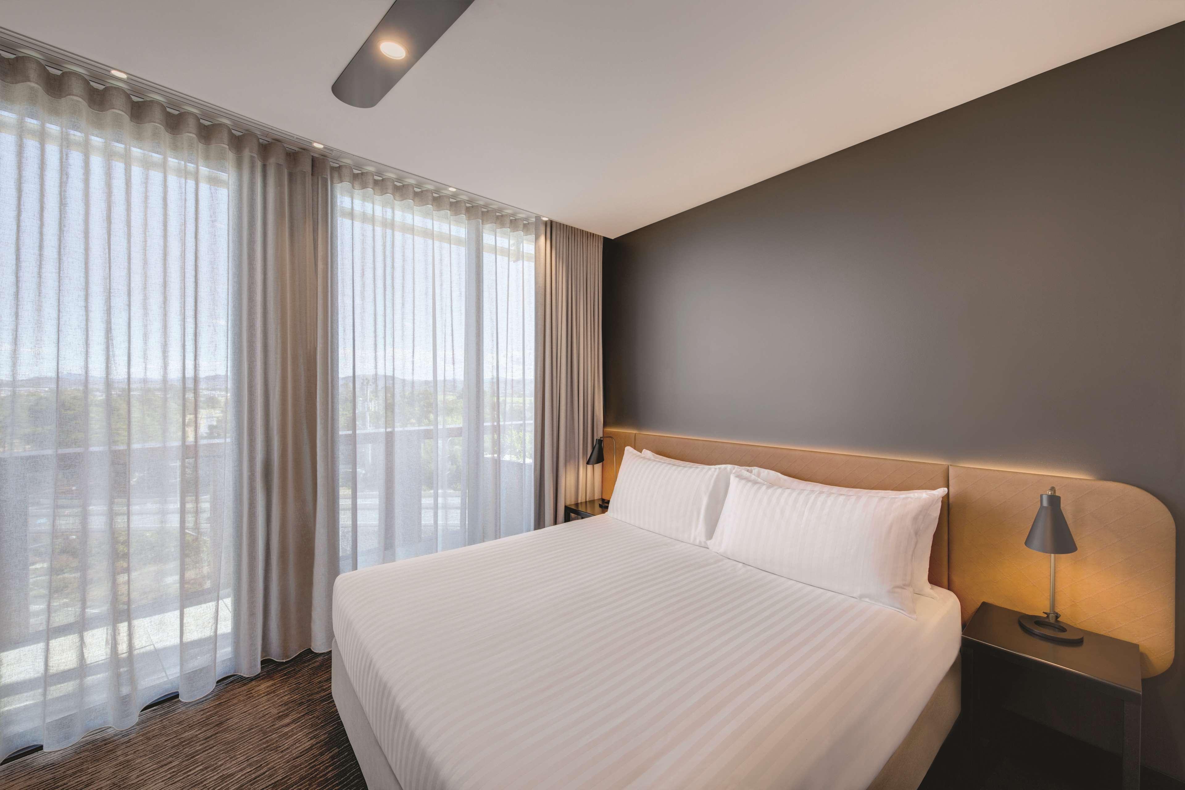 Vibe Hotel Canberra Exterior foto