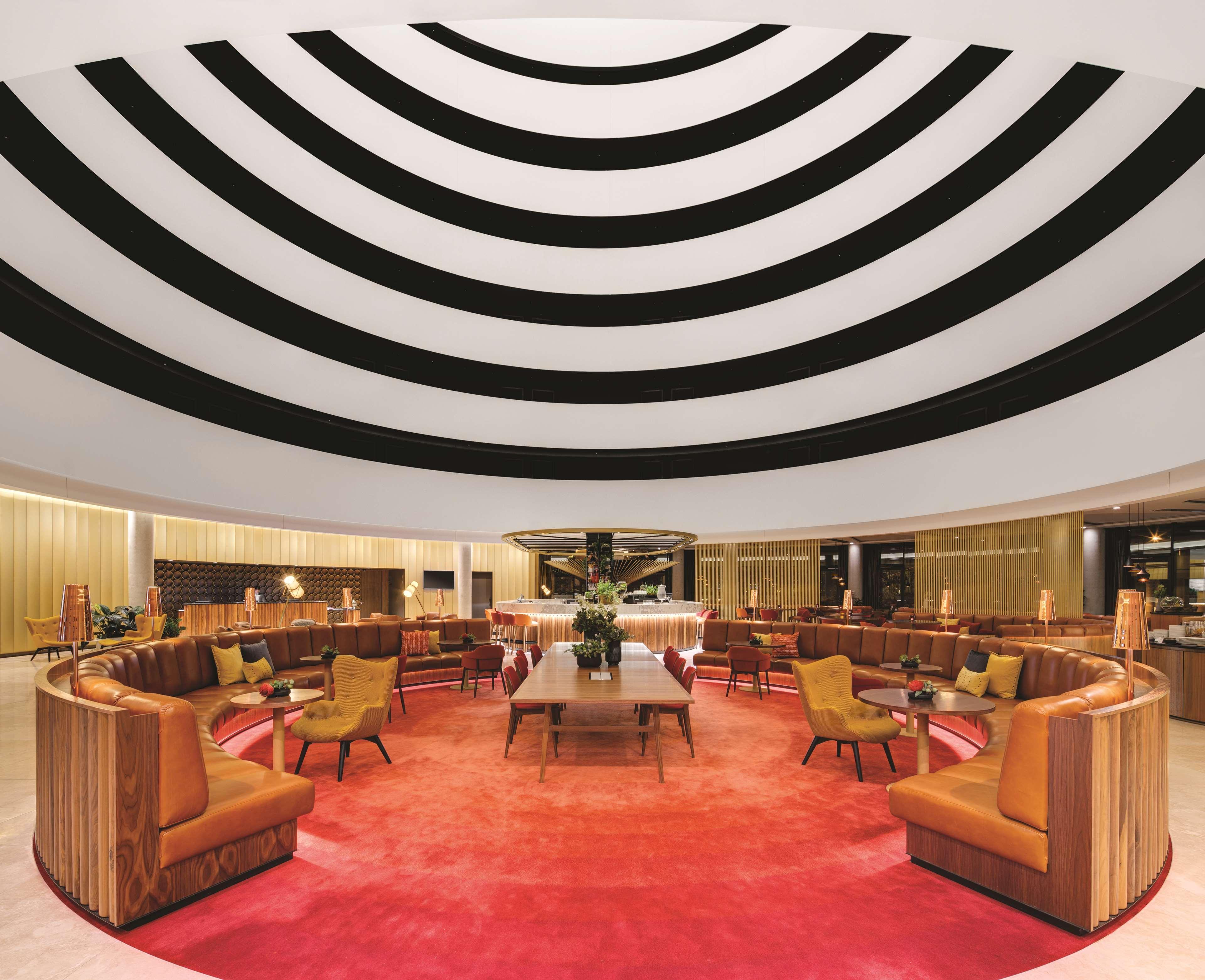 Vibe Hotel Canberra Exterior foto